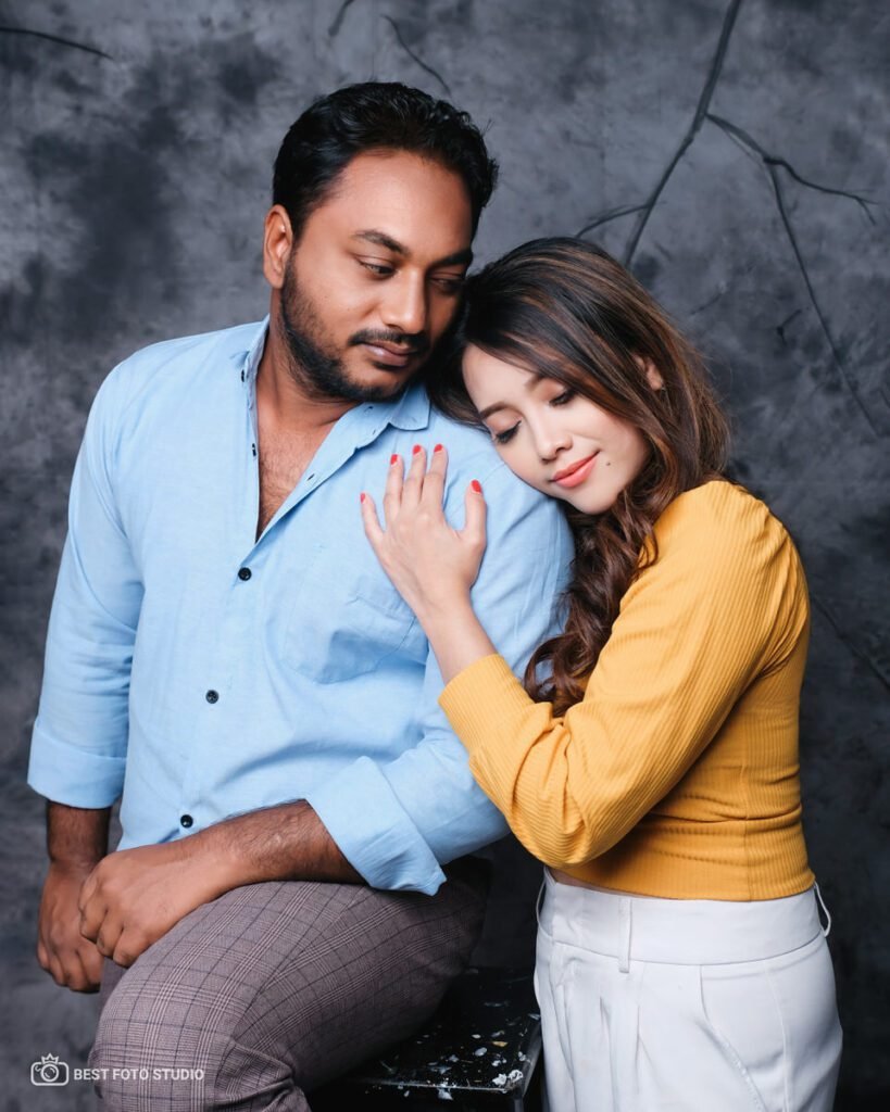 creative prewedding indoor unique props.jpg