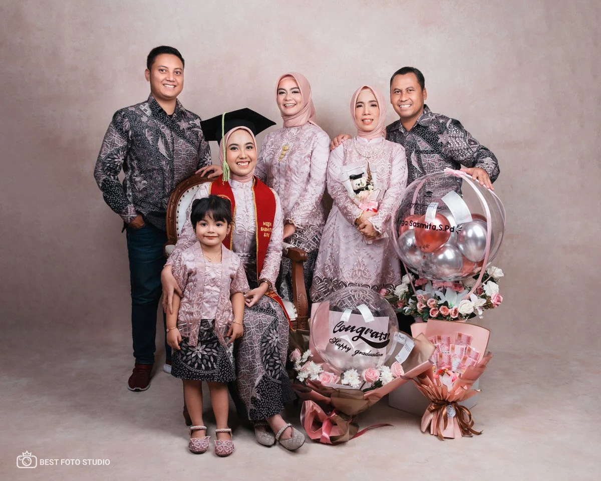 graduation photoshoot konsep kreatif 46.jpg