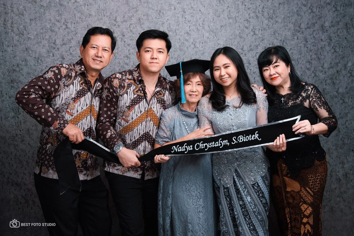 graduation photoshoot selempang wisuda 53.jpg