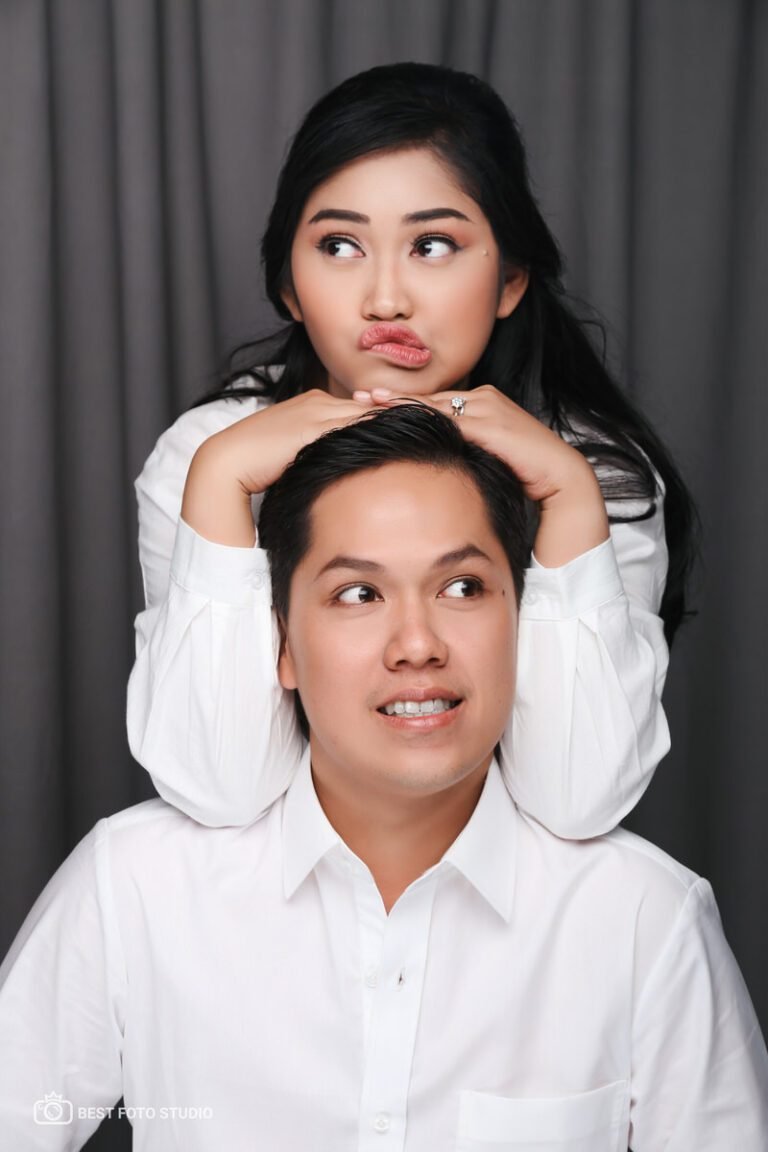 love in full bloom couple photoshoot.jpg